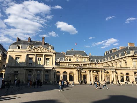 place du palais royal